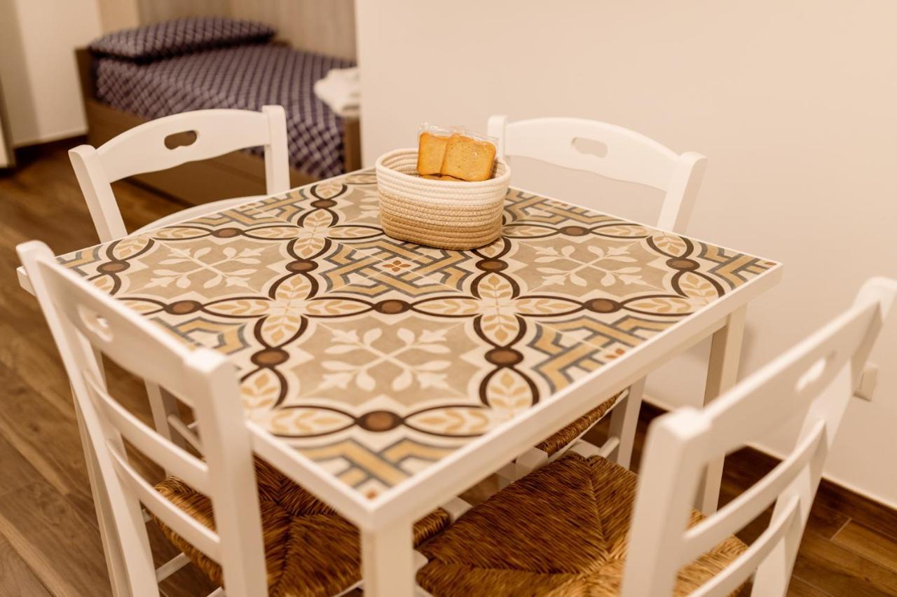 Nonna Vittoria Apartments Mola di Bari Ngoại thất bức ảnh