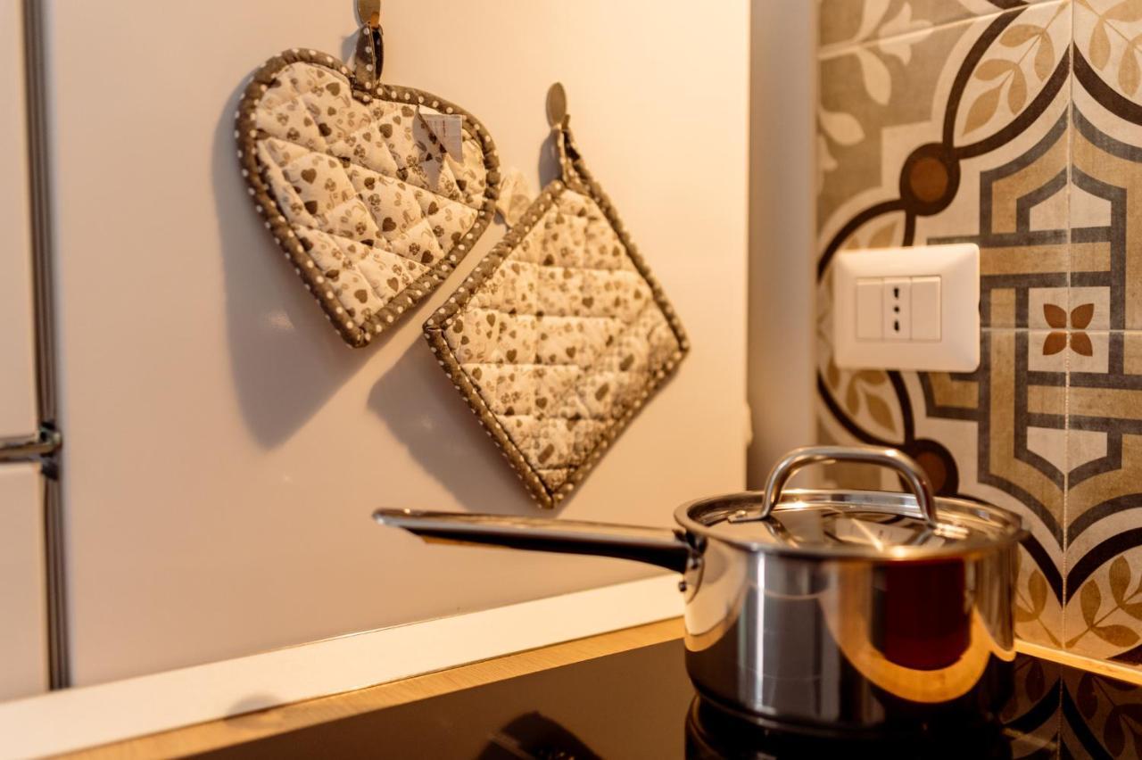 Nonna Vittoria Apartments Mola di Bari Ngoại thất bức ảnh