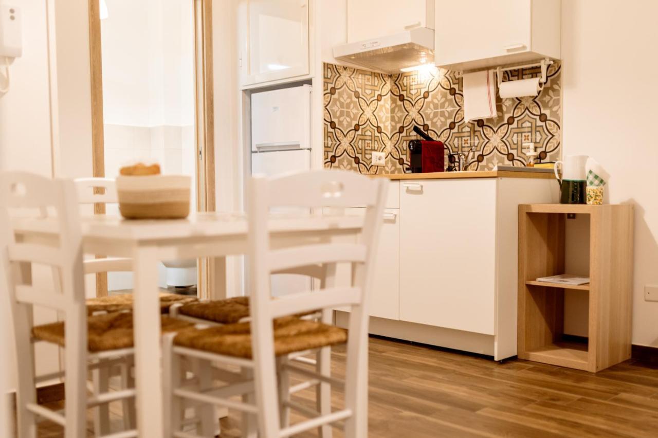 Nonna Vittoria Apartments Mola di Bari Ngoại thất bức ảnh